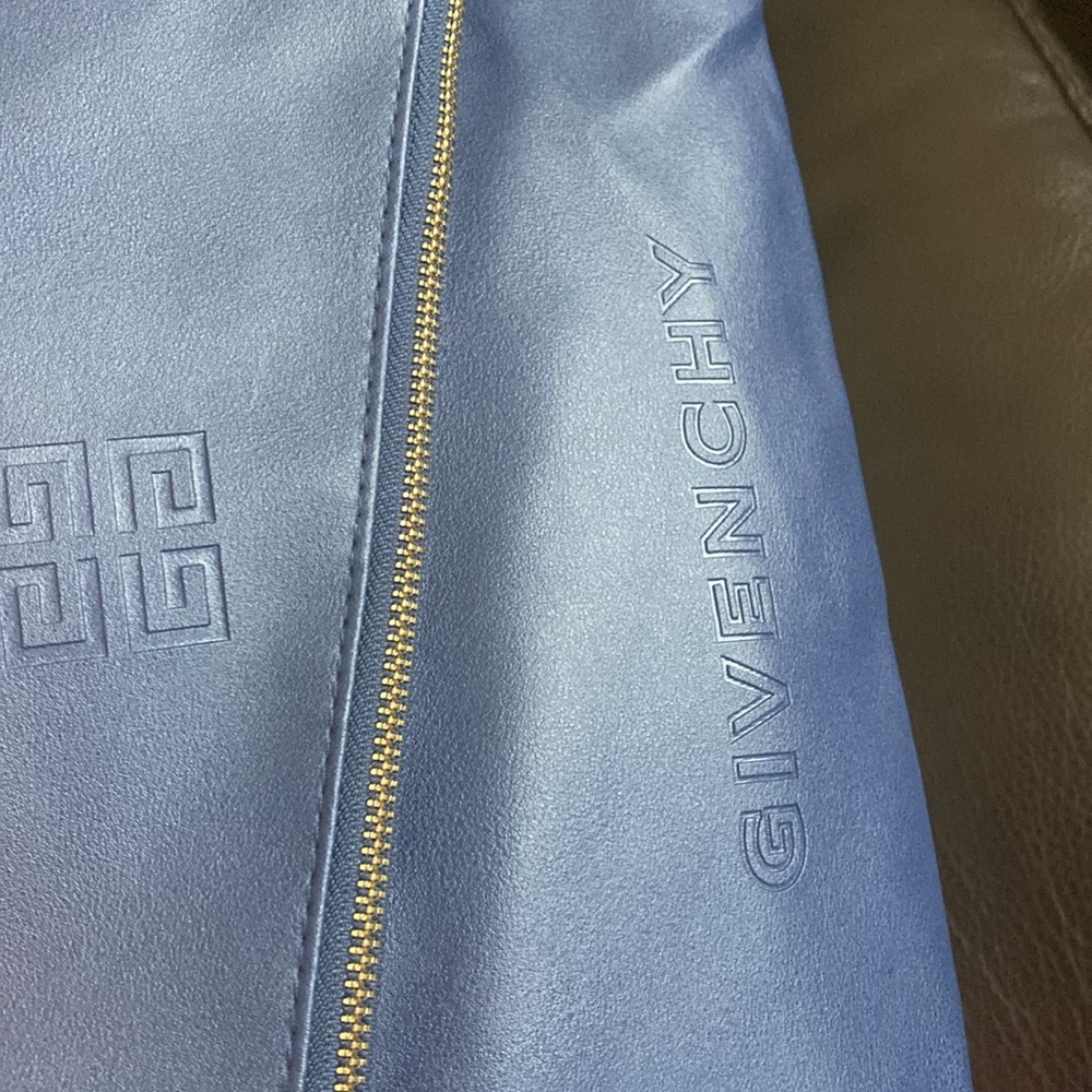 Givenchy crossbody/clutch bag - Picture 11 of 11